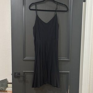 GAP Elegant Black Midi Dress with Spaghetti Straps